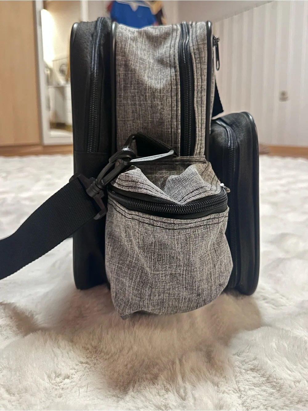Hopkins HomeHealth Shoulder Bag in Graphite Grey Travel Messenger Bag/Diaper Bag